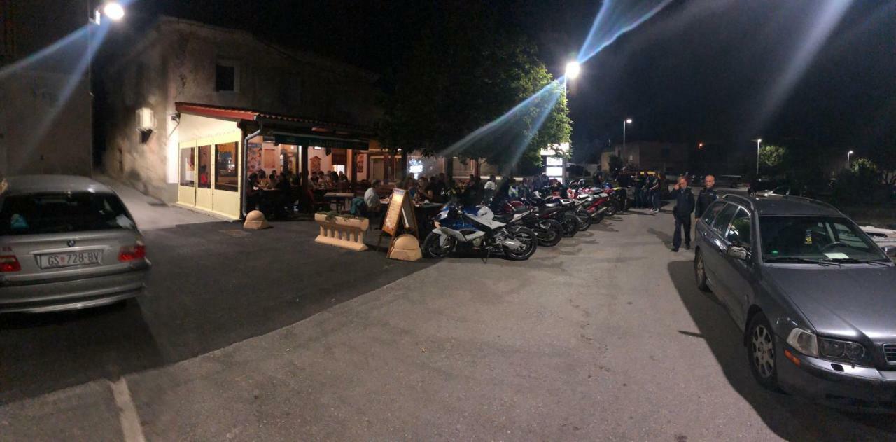 Ferienwohnung Valentino Sveti Juraj Exterior foto